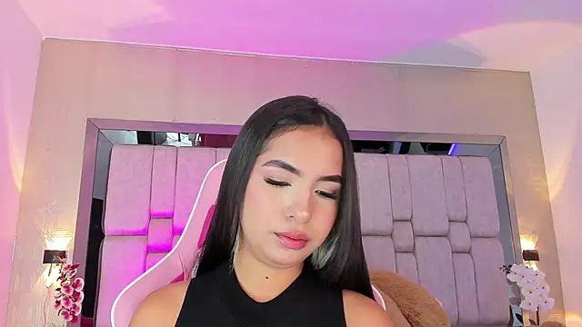 Snapshot of _SofiaCortez_ chatting on February 8, 12:06 pm SofiaCortez online show from February 8, 12:06 pm