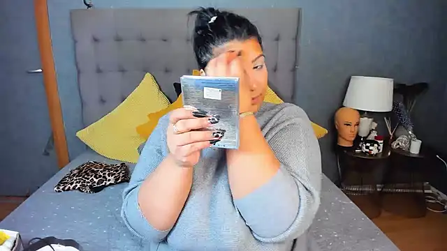 AmyCubes online show from March 5, 7:15 am