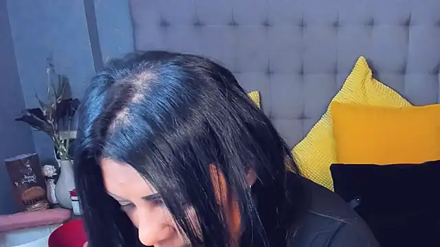 AmyCubes online show from May 29, 5:27 am