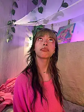 Snapshot of Kitty_arts chatting on February 22, 10:52 pm Kitty arts online show from February 22, 10:52 pm