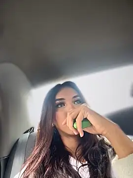 Snapshot of Nikol_Rang__ chatting on October 29, 6:42 pm Nikol Rang online show from October 29, 6:42 pm