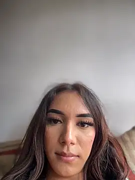 Snapshot of Nikol_Rang__ chatting on November 10, 5:01 pm Nikol Rang online show from November 10, 5:01 pm