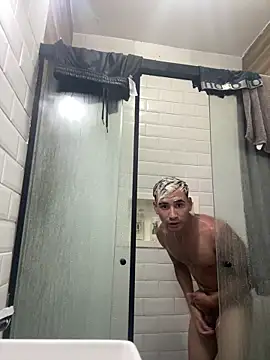 Snapshot of Alexaxelo chatting on March 5, 7:21 pm Alexaxelo online show from March 5, 7:21 pm