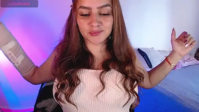 Snapshot of Lu_perez chatting on December 14, 7:14 pm Lu perez online show from December 14, 7:14 pm