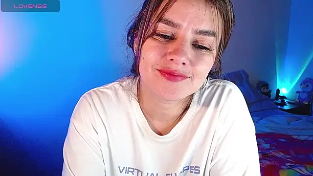 Snapshot of Lu_perez chatting on January 16, 10:42 am Lu perez online show from January 16, 10:42 am