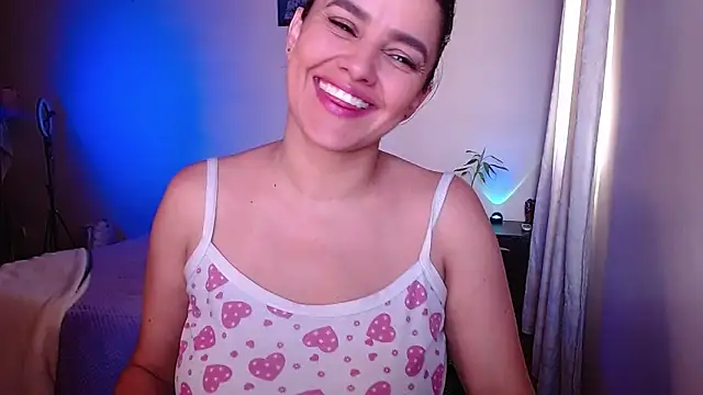 Snapshot of Lu_perez chatting on January 23, 8:02 pm Lu perez online show from January 23, 8:02 pm