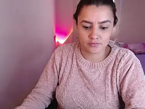 Snapshot of Lu_perez chatting on March 17, 4:33 pm Lu perez online show from March 17, 4:33 pm