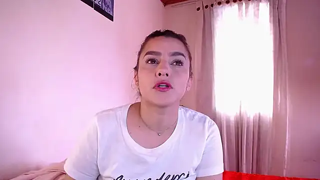 Snapshot of Lu_perez chatting on October 6, 7:11 pm Lu perez online show from October 6, 7:11 pm