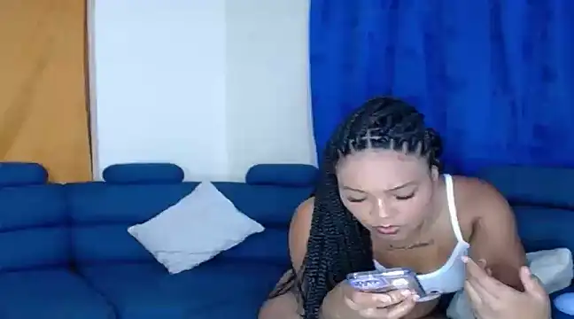 Snapshot of katty_ebonny chatting on January 14, 11:27 pm katty ebonny online show from January 14, 11:27 pm