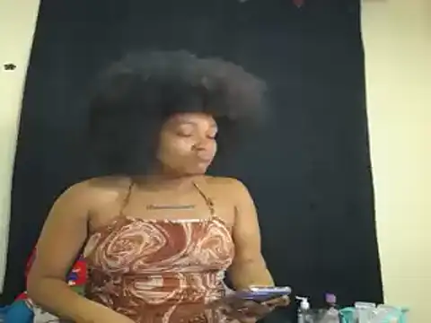 Snapshot of katty_ebonny chatting on February 23, 12:30 am katty ebonny online show from February 23, 12:30 am