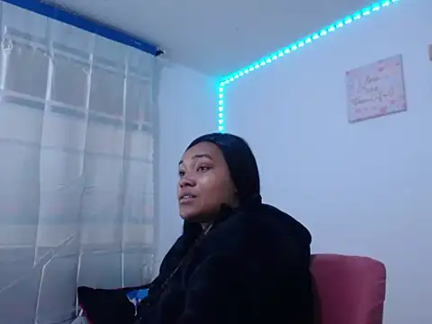 Snapshot of katty_ebonny chatting on October 15, 3:17 am katty ebonny online show from October 15, 3:17 am