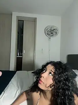 G Poseidon y Cloe online show from January 5, 8:42 pm