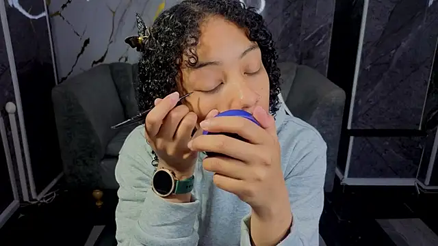 Violeth b online show from December 21, 12:34 pm