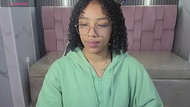 Violeth b online show from February 5, 12:54 pm