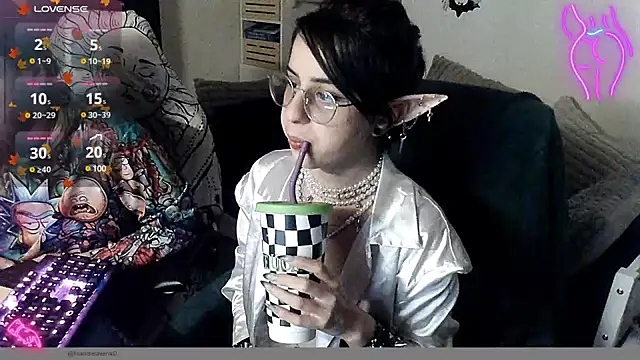 LisandreLaVenale online show from December 6, 12:02 am