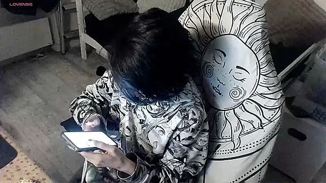 LisandreLaVenale online show from December 11, 11:10 pm