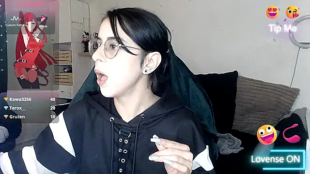 LisandreLaVenale online show from January 6, 9:11 pm