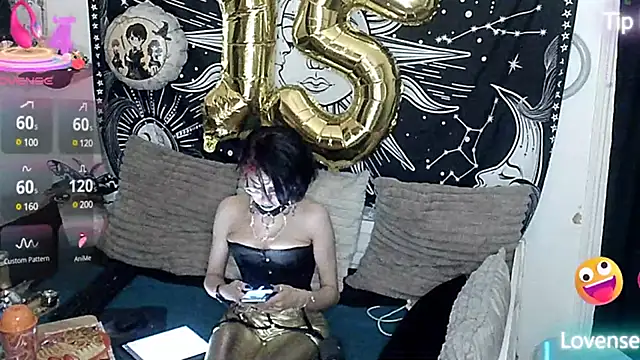 LisandreLaVenale online show from March 13, 8:32 pm