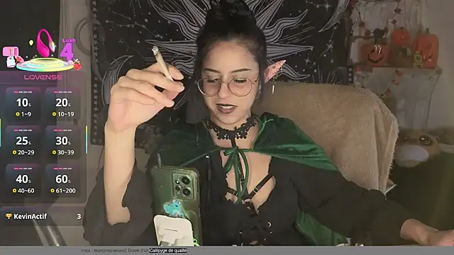 LisandreLaVenale online show from October 10, 10:31 pm