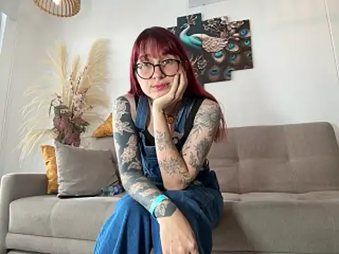 Snapshot of sofia218 chatting on May 29, 1:42 pm sofia218 online show from May 29, 1:42 pm