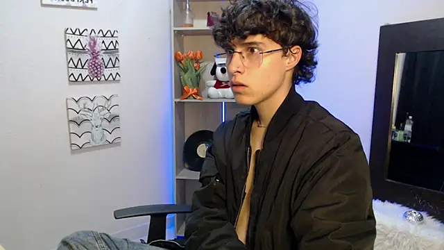 Jeam hot online show from January 26, 8:56 pm