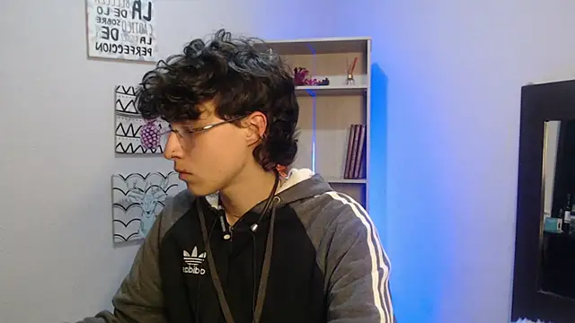 Jeam hot online show from January 28, 10:01 pm