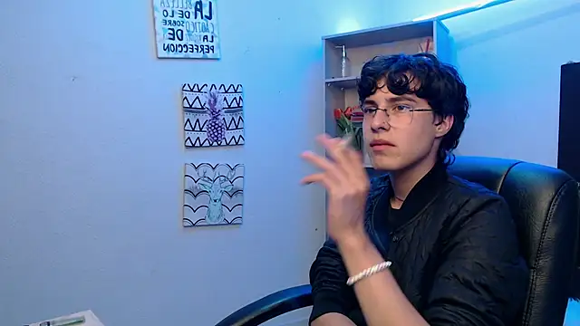 Jeam hot online show from February 6, 9:28 pm