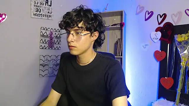 Jeam hot online show from February 20, 10:04 pm