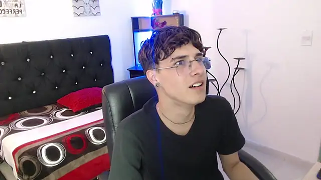 Jeam hot online show from October 16, 9:49 pm