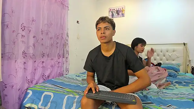 dafnezahiraa  online show from March 19, 3:41 am