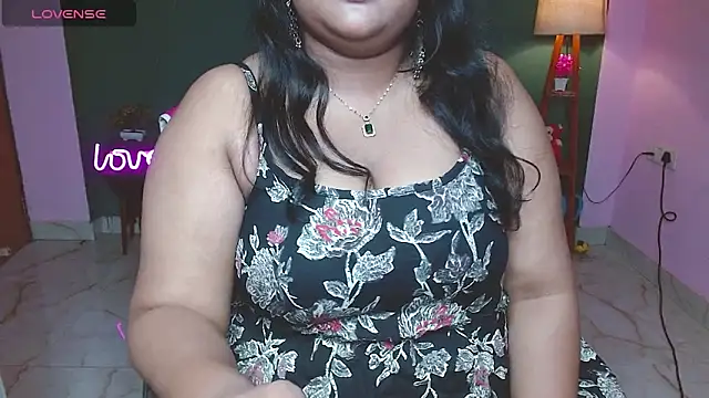 Naughty Ayesha1 online show from October 31, 7:26 pm