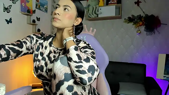 Alaia Love77 online show from December 15, 10:47 pm