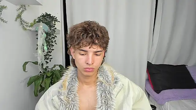 santy-kitty online show from January 10, 12:56 am