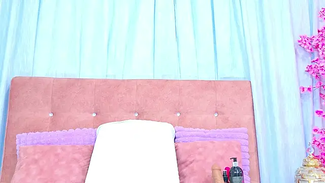 AlliciaKim online show from November 26, 7:15 pm