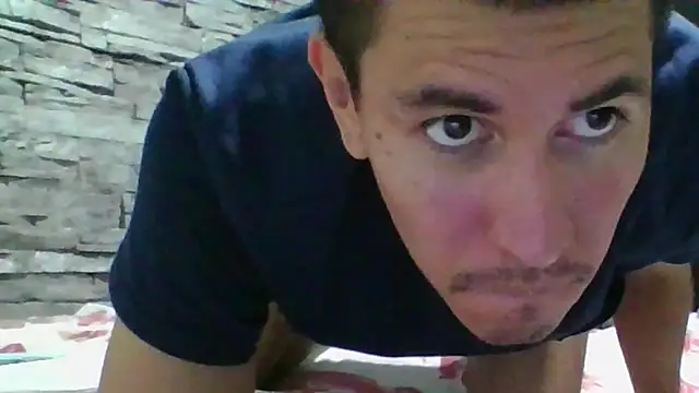 Snapshot of Sexylatin64 chatting on May 3, 1:11 am Sexylatin64 online show from May 3, 1:11 am