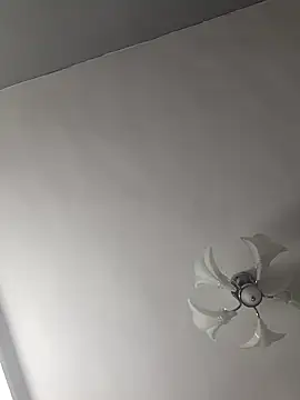 Lana-Gross online show from October 7, 3:31 pm