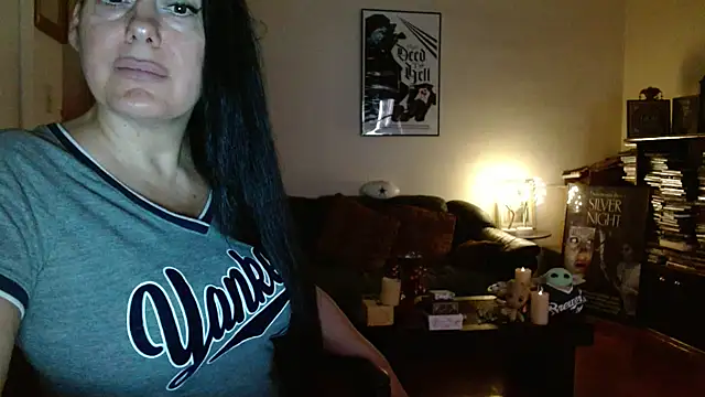 mandaloriangirls online show from October 3, 6:05 pm