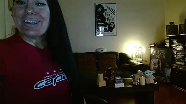 mandaloriangirls online show from November 8, 6:07 pm