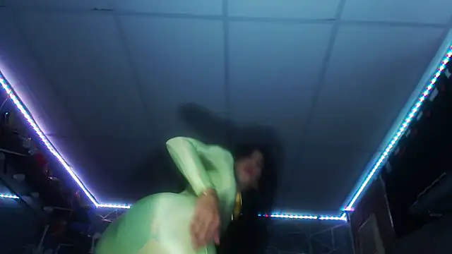 Daniela GirlHot01 online show from October 10, 2:10 am