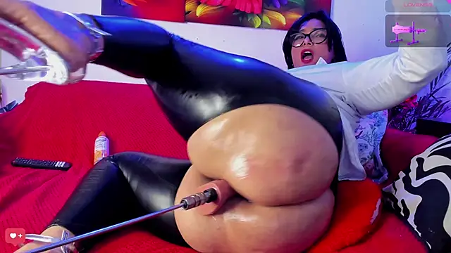 Venus R0se online show from March 15, 8:54 pm