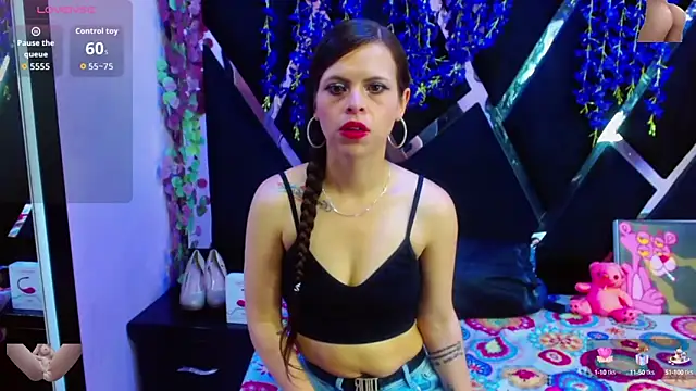 Mariana Benett online show from September 14, 2:16 pm