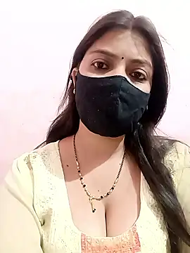 Snapshot of Mahi_Baby25 chatting on March 28, 3:11 pm Mahi Baby25 online show from March 28, 3:11 pm