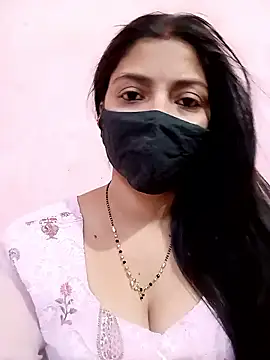 Snapshot of Mahi_Baby25 chatting on April 13, 10:21 am Mahi Baby25 online show from April 13, 10:21 am