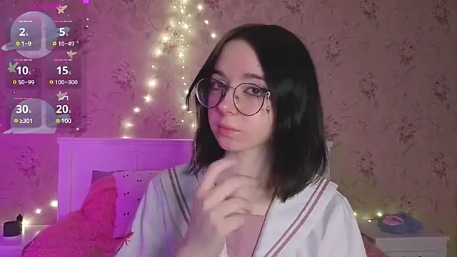 Snapshot of Nora_Failure chatting on January 26, 4:09 am Nora Failure online show from January 26, 4:09 am