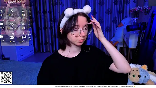 Snapshot of Nora_Failure chatting on February 23, 12:57 pm Nora Failure online show from February 23, 12:57 pm