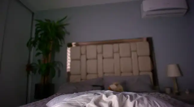 auroracaruso11 online show from January 27, 9:44 pm