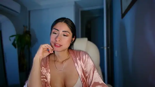 auroracaruso11 online show from October 25, 10:59 pm