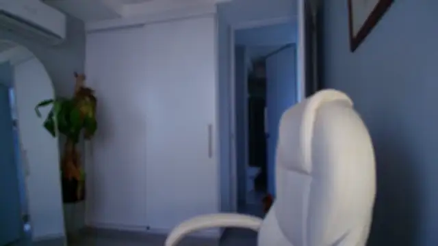 auroracaruso11 online show from October 26, 9:42 pm