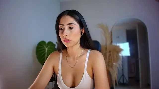 auroracaruso11 online show from November 26, 10:11 pm