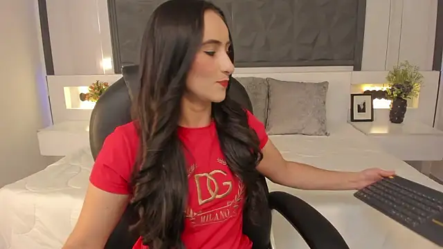 SaraGomez1 online show from February 26, 2:16 pm